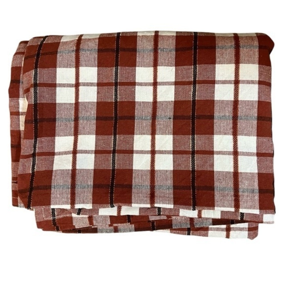 Cottage Classics Linens Red Plaid Cotton Tablecloth w/ Metallic Accents 60x100”